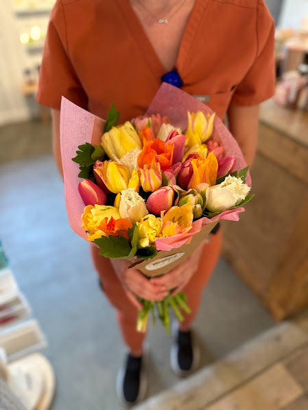 Mom's Day Tulip Bouquet Pre-Order
