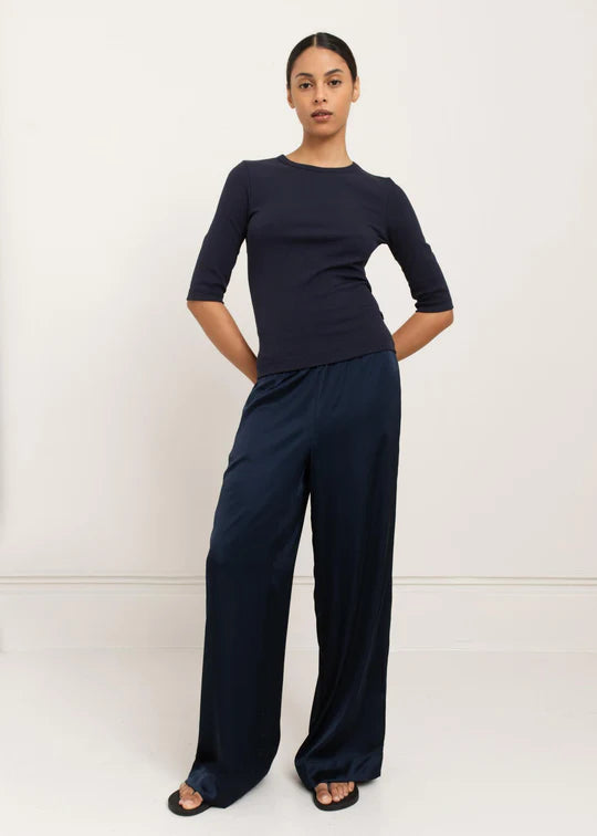 Akari Crew Neck Top